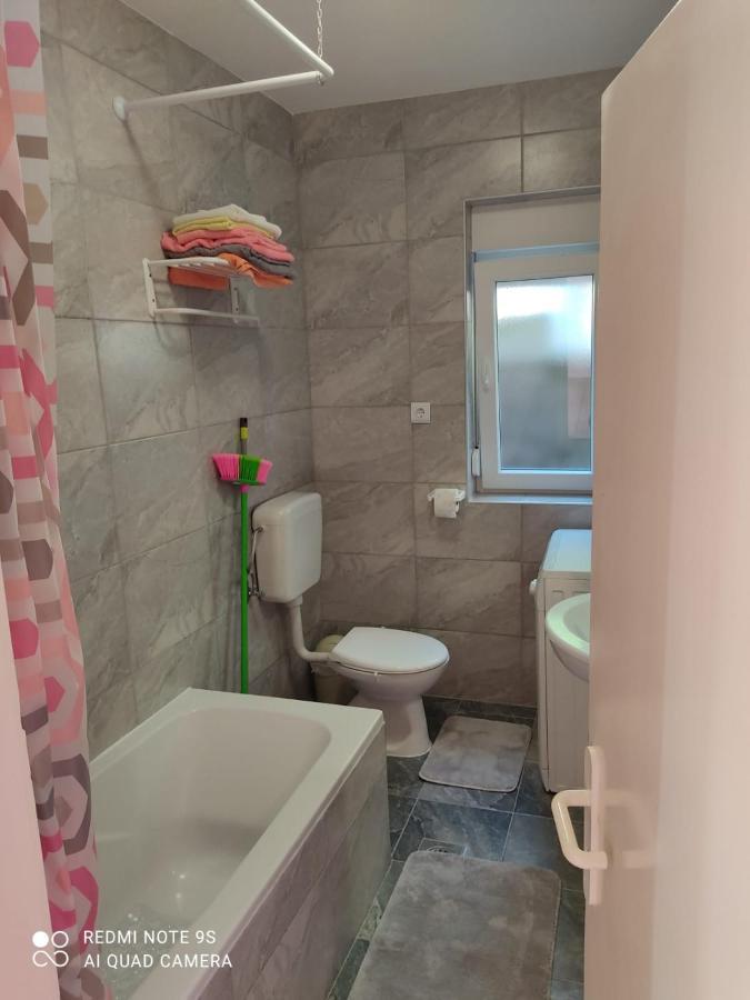 Apartmani Iva Sveti Juraj Zewnętrze zdjęcie