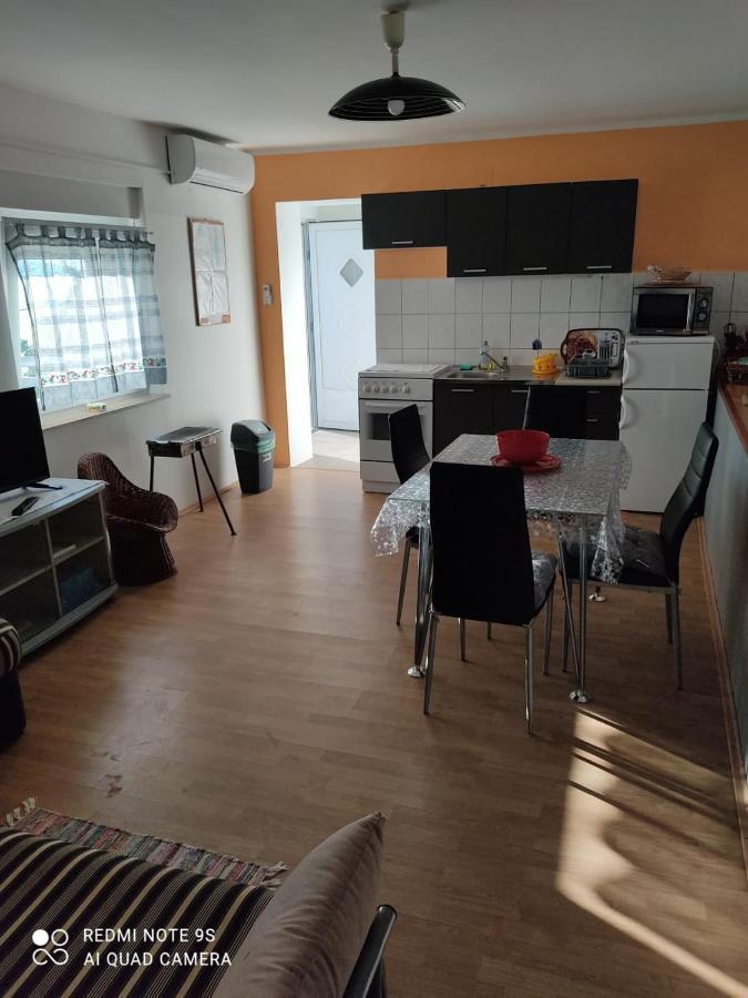 Apartmani Iva Sveti Juraj Zewnętrze zdjęcie