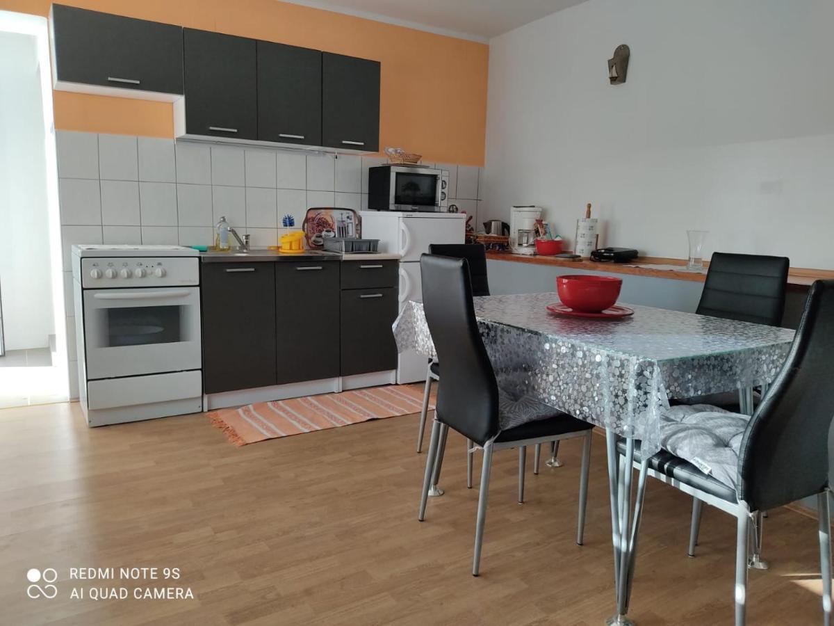 Apartmani Iva Sveti Juraj Zewnętrze zdjęcie